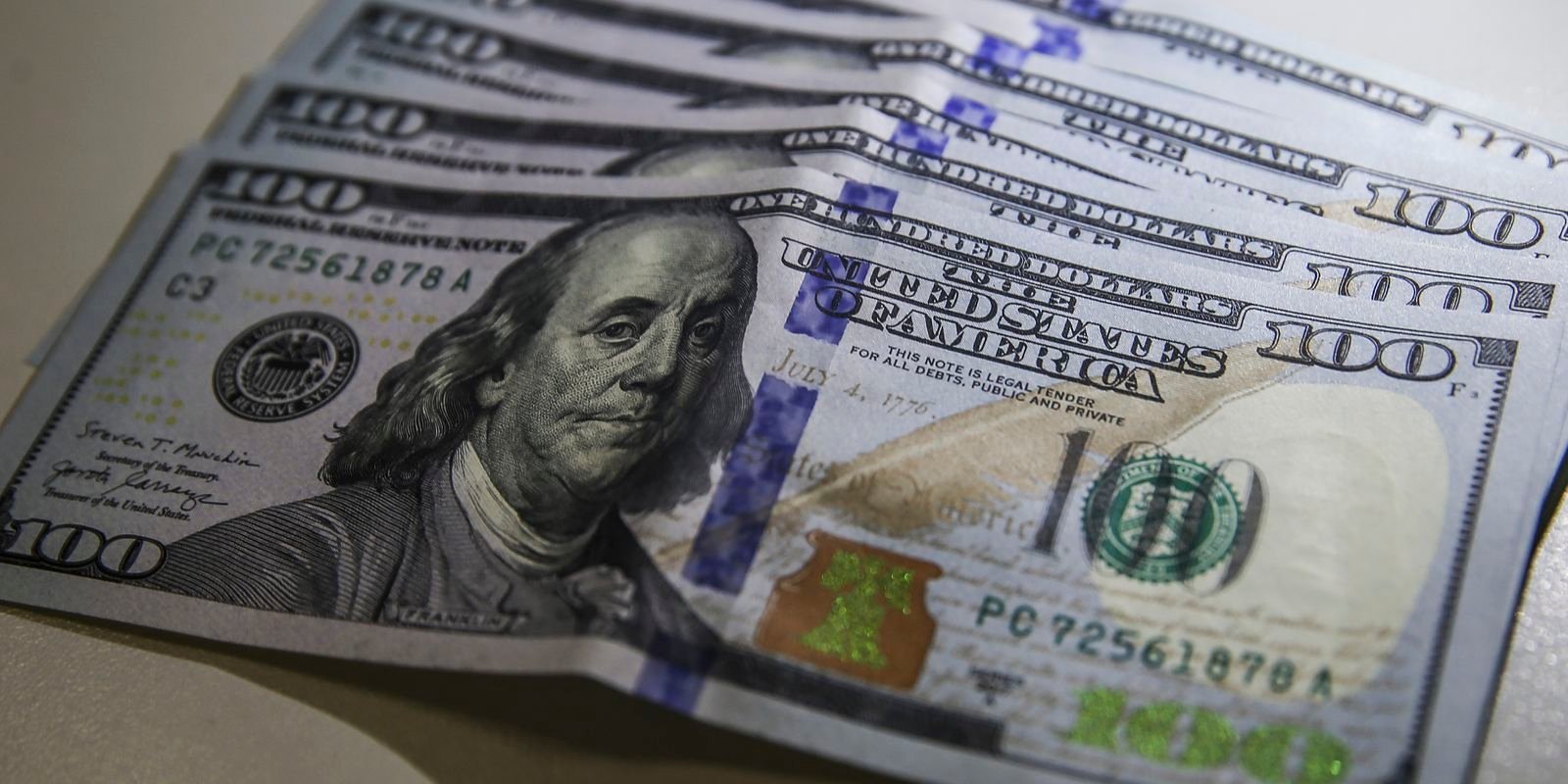 Dólar fica estável em R$ 5,08, mas cai 0,58% na semana 5 1784945945 dolar moeda 0803221210