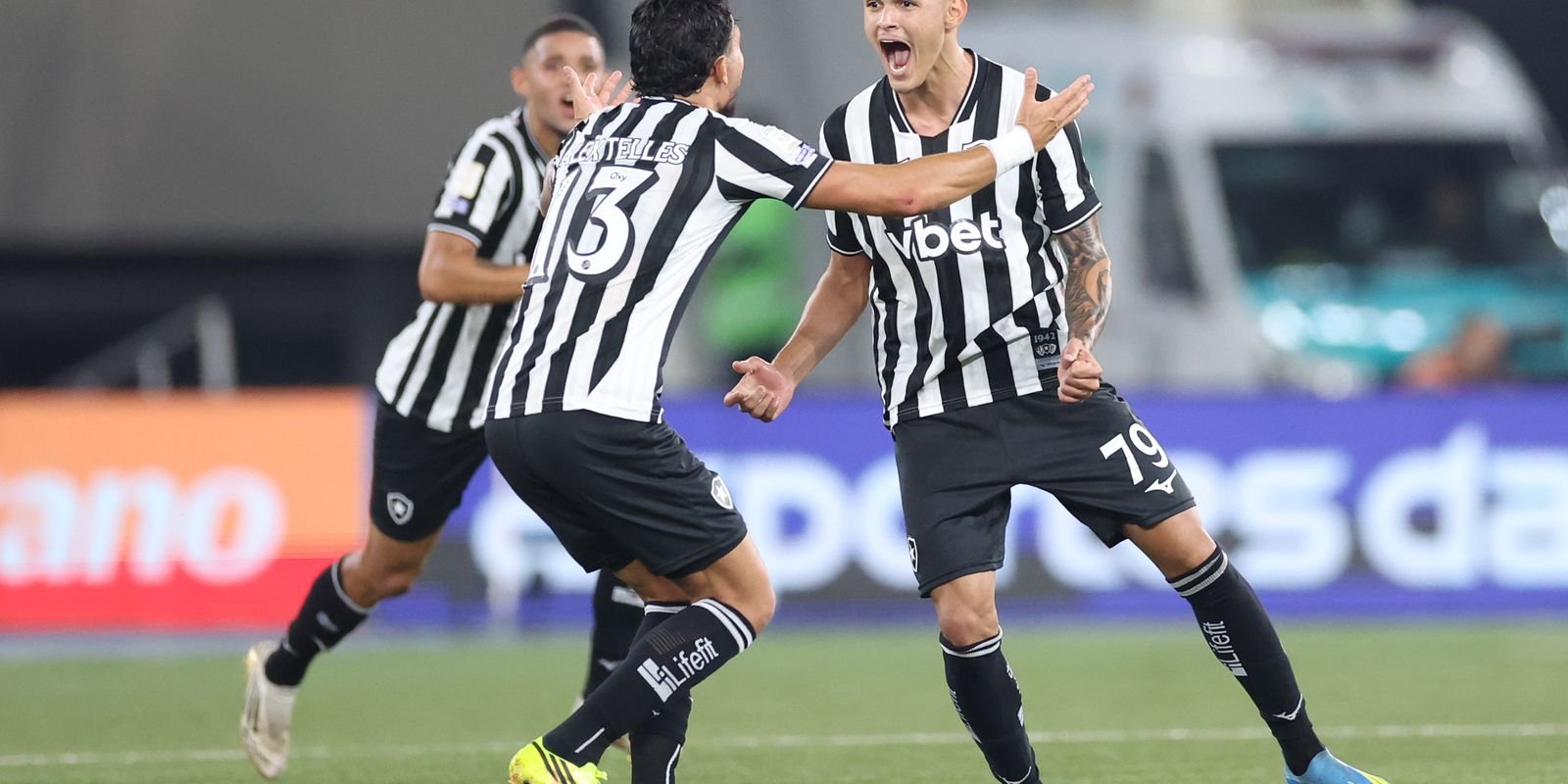Com gol no último lance, Botafogo bate Santos na volta do Brasileirão 5 55398591438 3c7f81237f o