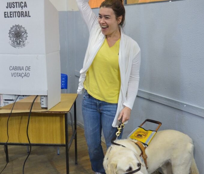 Brasil tem quase 2 milhões de eleitores com deficiência, aponta TSE 14 934063 bh eleiC3A7oes202014 deficiente 1