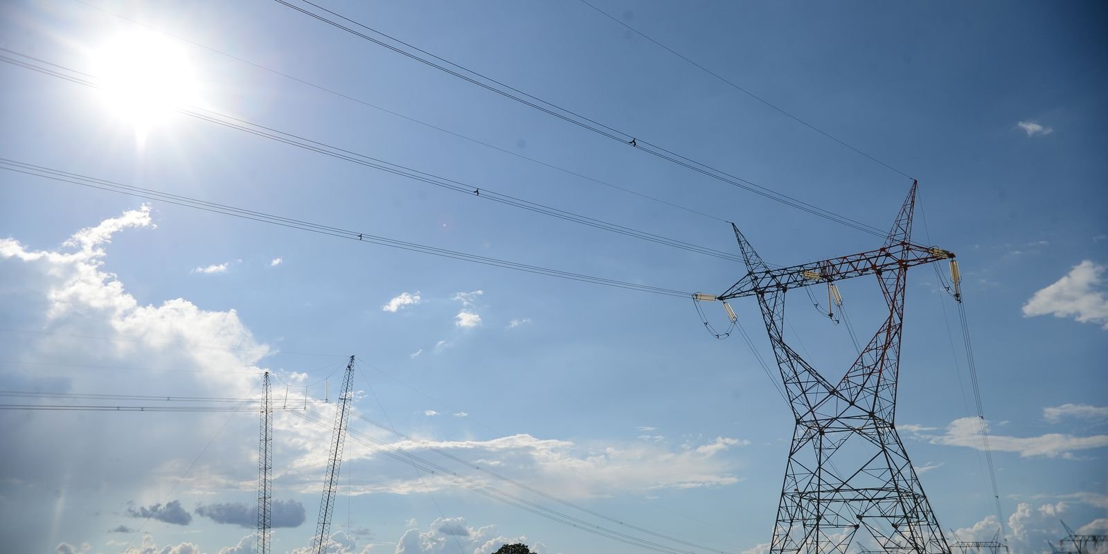 Aneel sorteia mais quatro lotes de transmissão de energia 5 946194 energia linha20de20transmissC3A3o 13