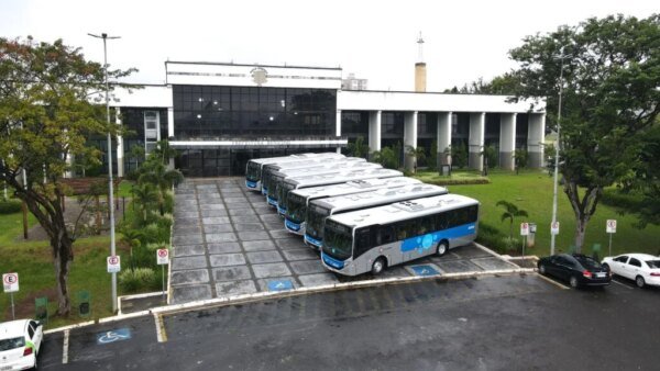 Empresa MoV novos onibus 1 1024x576