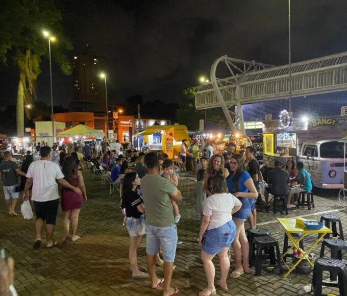 Feiras noturnas são opção de lazer neste feriadão prolongado 14 Feira Noturna na Rodoviaria