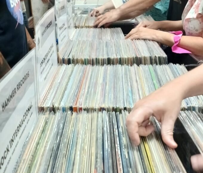No Mês dos Pais, Feira do Vinil chega à 3ª edição no Limeira Shopping 14 Feira do Vinil 1