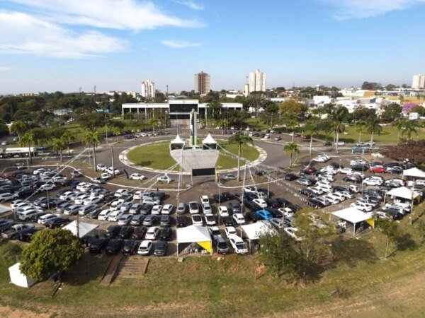 Feirao teve inicio nesta quinta e se estende ate domingo 1024x768
