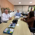 Americana obtém renovação da Certidão Negativa de Débitos e mantém regularidade fiscal 10 Odir Chico e Simone 2
