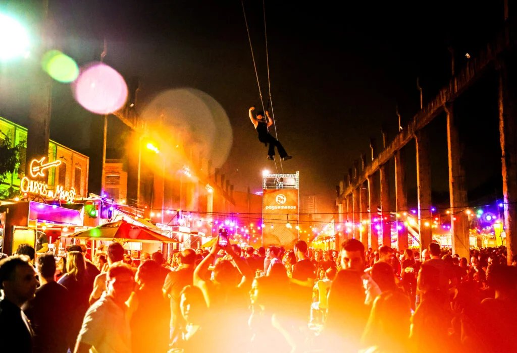 Santa Bárbara Rock Fest 2026 anuncia Tirolesa em parceria com a Rede de Supermercados Pague Menos 5 Tirolesa Pague Menos