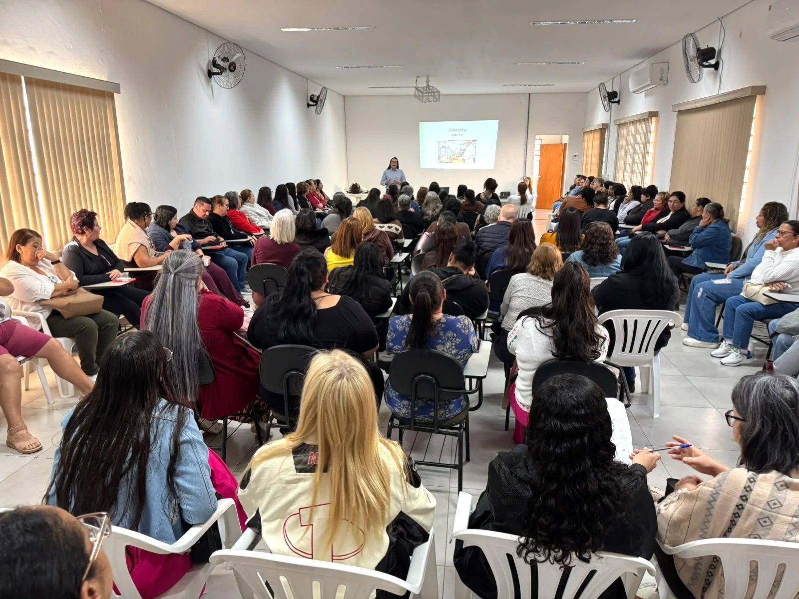 120 merendeiras da Rede Municipal participam de treinamento em Nova Odessa 5 Treinamento das merendeiras