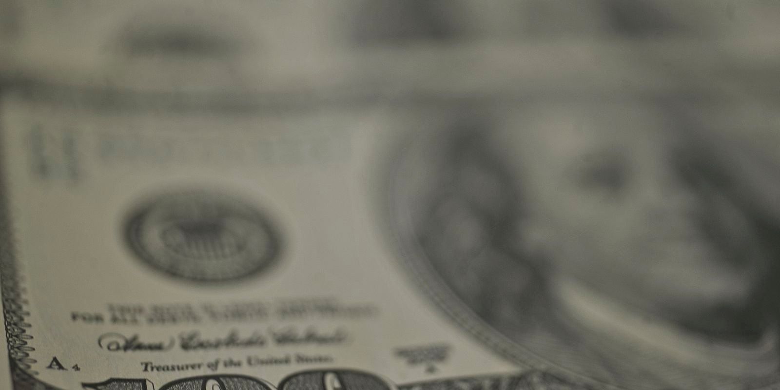 Dólar recua, bolsa cai e petróleo dispara com tensão no Oriente Médio 5 agenciabrasil120312 mca0142
