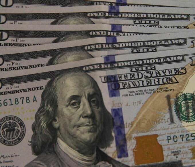 dolar moeda 0803221209
