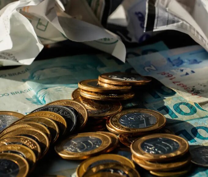 Economia cresce 0,7% em maio, puxada por consumo das famílias, diz FGV 15 raf1010 1