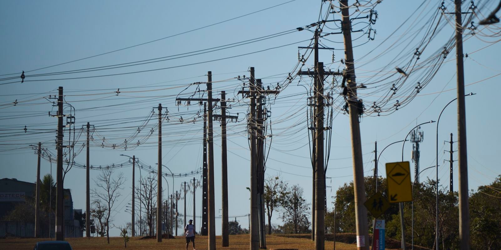 Número de acidentes com a rede elétrica cresceu no Brasil em 2025 5 rede eletrica mcajr abr2807221092