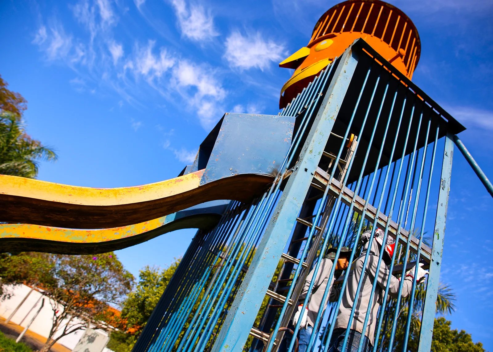 Obras no Parquinho do Panambi avançam com restauro do tradicional robô 5 reforma parque panambi 02