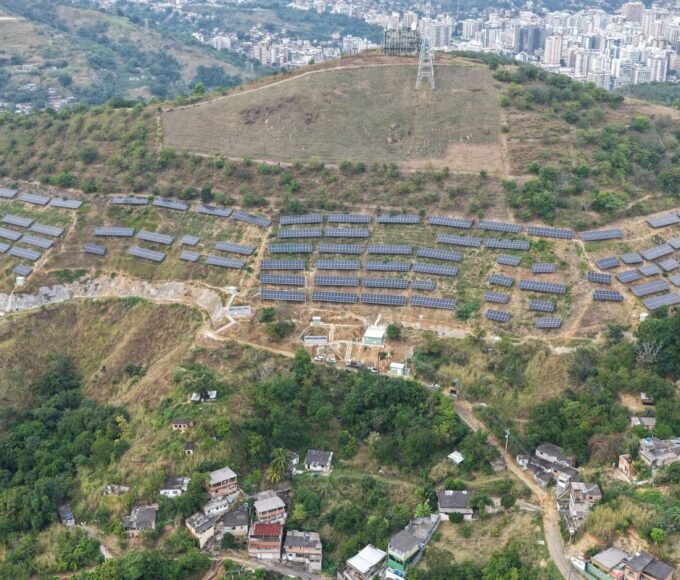 Usina solar em comunidade de Niterói gera energia para 19 creches 14 usina solar no morro do boa vista em niteroi rj. credito leonardo simplicio 1