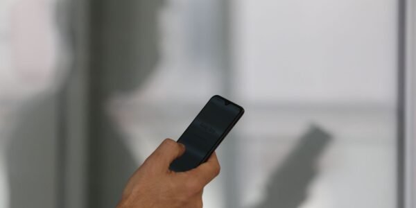uso de smartphone e celular050720211239