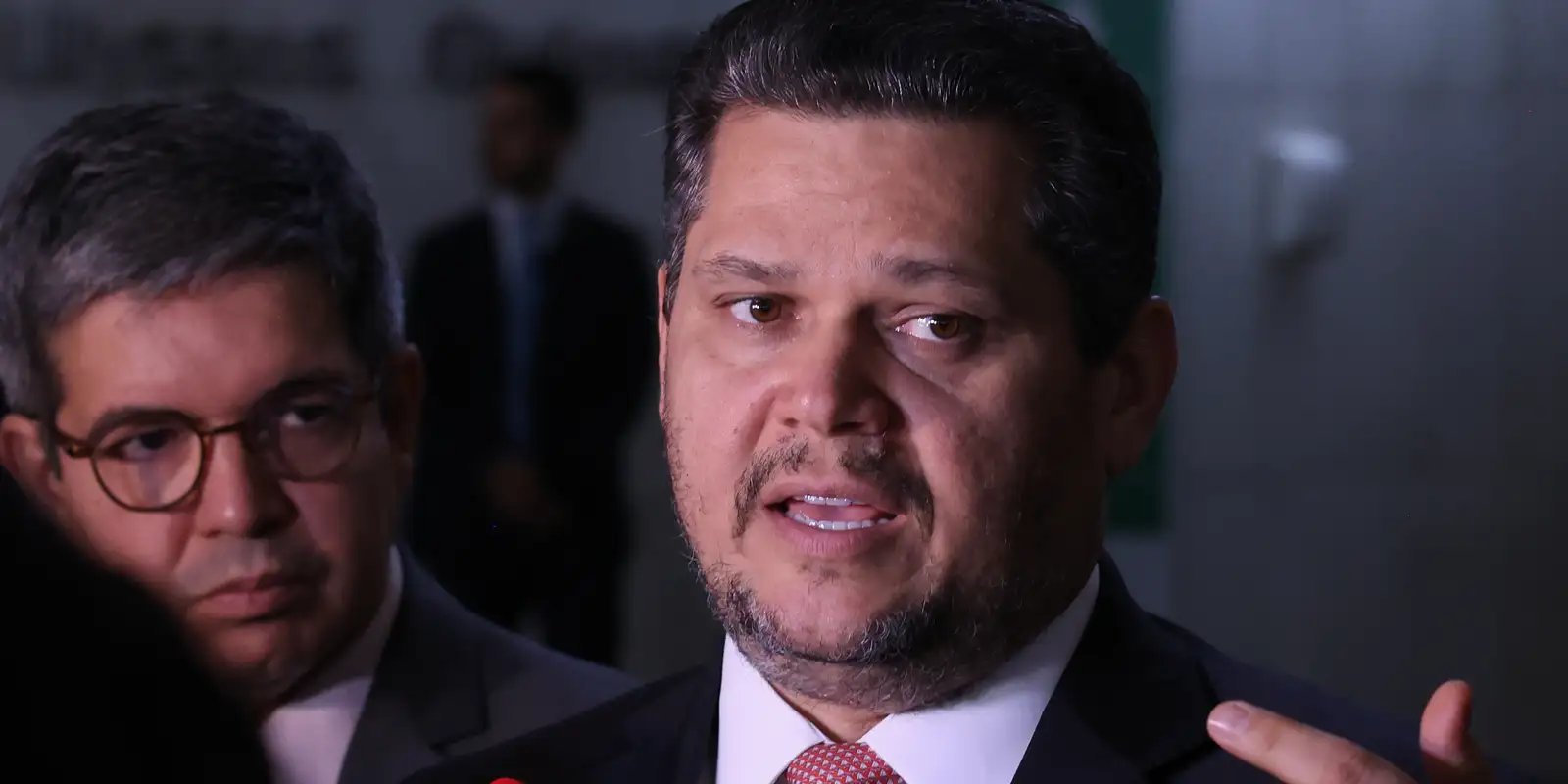 Alcolumbre envia PEC do fim da escala 6x1 para CCJ do Senado 5 0d9a6872