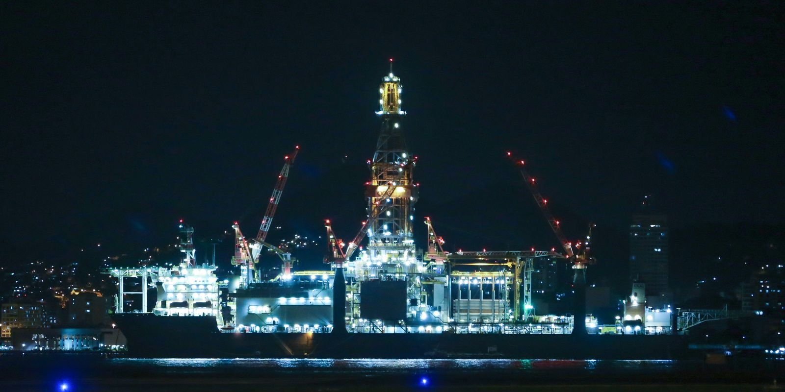 Apesar de liminar, Camex prorroga imposto sobre exportação de petróleo 5 38656317310 6e6b978d03 o