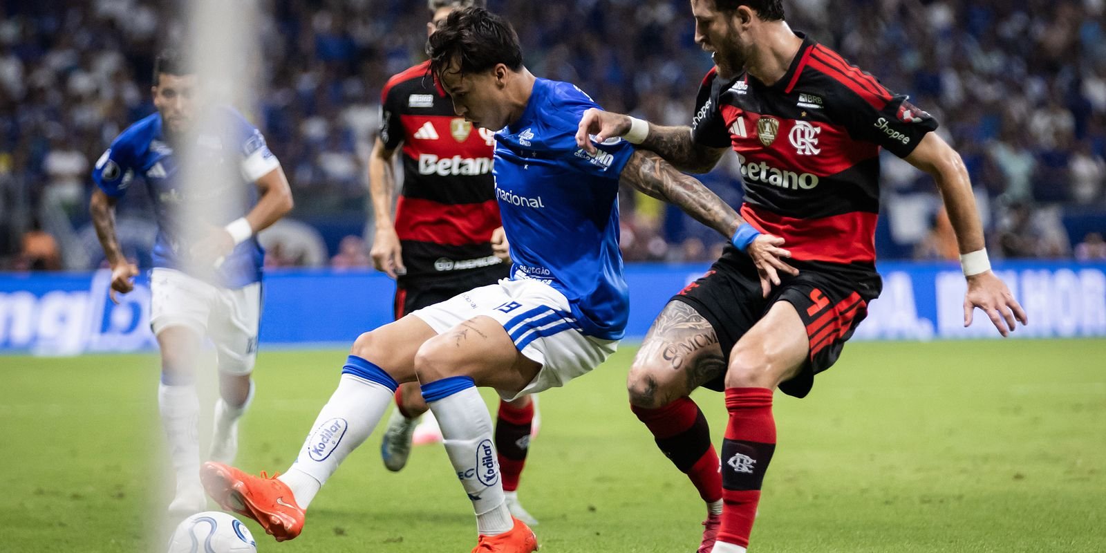 Cruzeiro e Flamengo empatam pelas oitavas de final da Libertadores 5 55460352886 3890050314 o