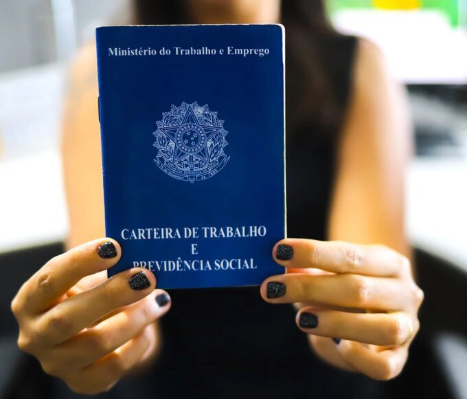 Desenvolve Santa Bárbara oferece 1.275 vagas de emprego com carteira assinada 12 Casa do Trabalhador Vagas 04 imprensa