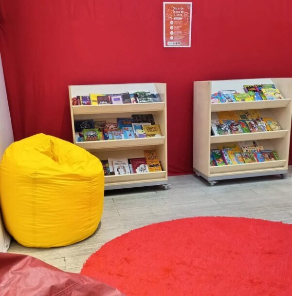 Sala de Troca de Livros Maple Bear Divulgacao 16