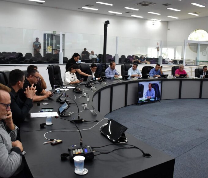 Câmara aprova cinco projetos e acata veto na 28ª Reunião Ordinária em Santa Bárbara d’Oeste 14 WhatsApp Image 2026 08 11 at 18.43.53