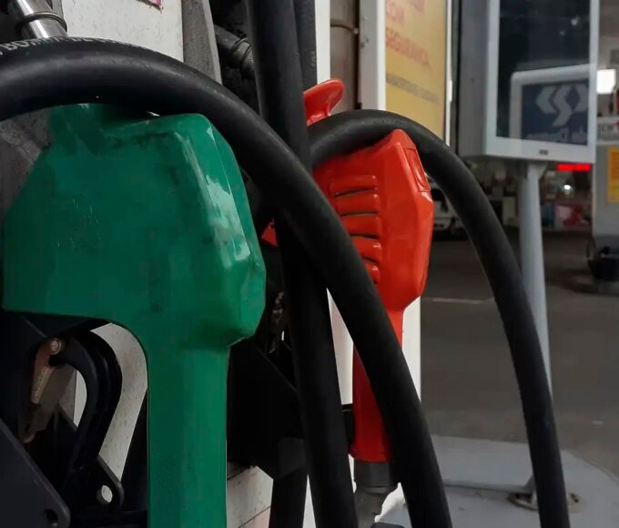 Segunda maior refinaria do país reduz preço da gasolina em 11,3% 14 aumento gazolina rj 0506202742