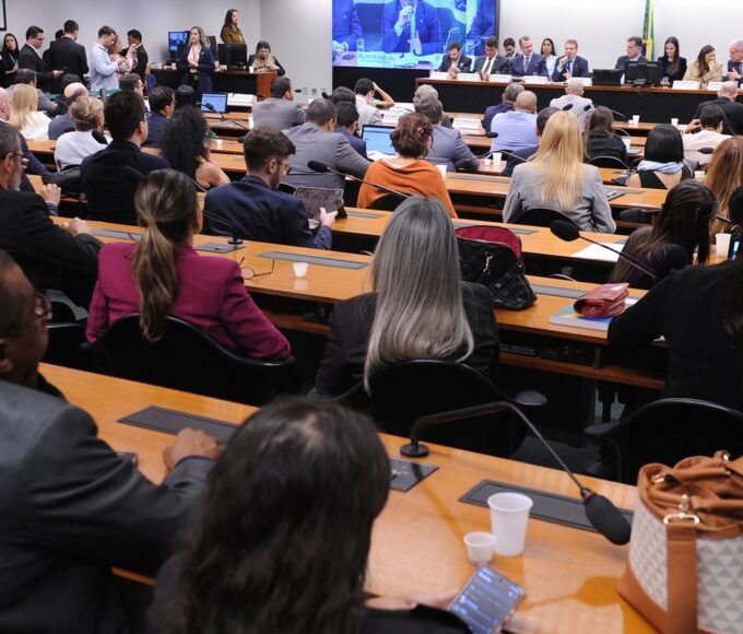 Câmara instala comissão sobre PEC da redução da maioridade penal 14 img20260609154304394