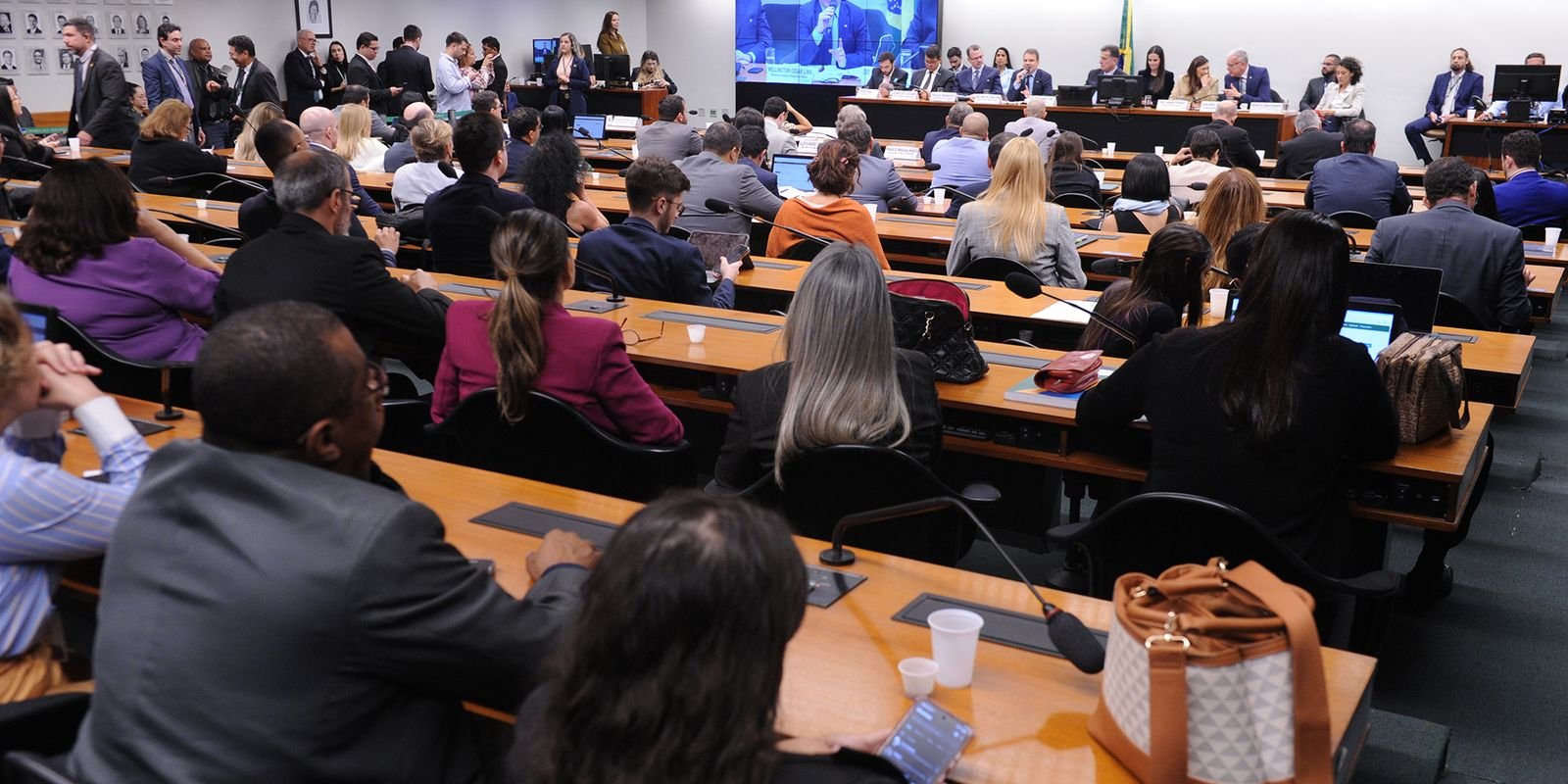 Câmara instala comissão sobre PEC da redução da maioridade penal 5 img20260609154304394