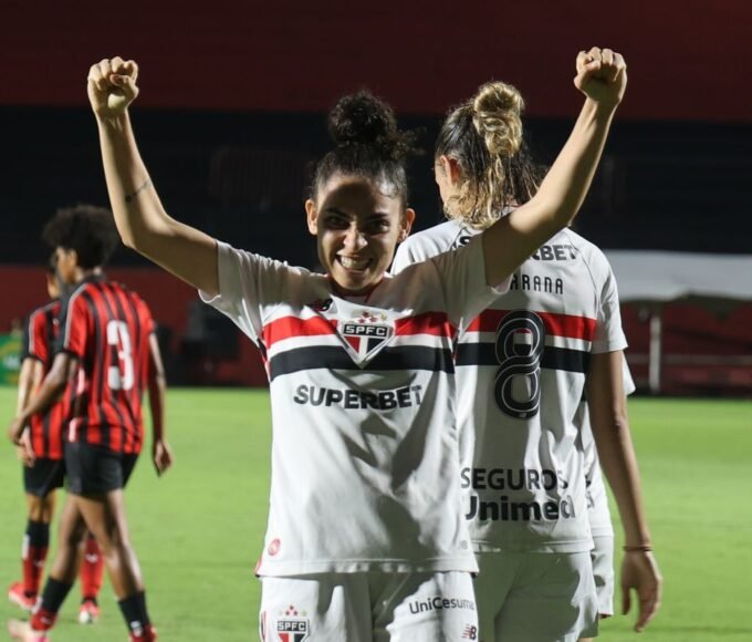 São Paulo vence Vitória e assume liderança do Brasileirão Feminino 14 img 3916 jpg