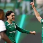 palmeiras goleia vasco e volta a abrir frente no brasileirao 4 a 1