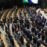 Congresso deve decidir sobre "taxa das blusinhas" nesta segunda 10 pzzb8314