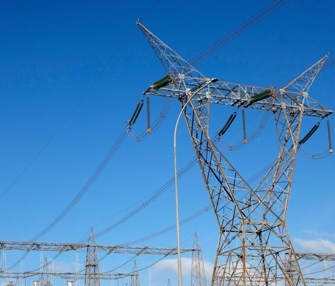 Consumidores poderão escolher fornecedores de energia a partir de 2027 12 rbr1067