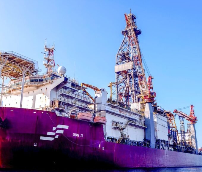 sonda de perfuracao ns 42 responsavel pela perfuracao do poco em aguas profundas do amapa
