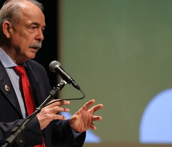BNDES tem lucro recorde de R$ 9,2 bi no primeiro semestre 14 toms2478