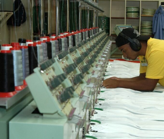 Economia recua 0,4% na passagem de junho para julho, estima FGV 14 17504209266 7967fdcaa5 o