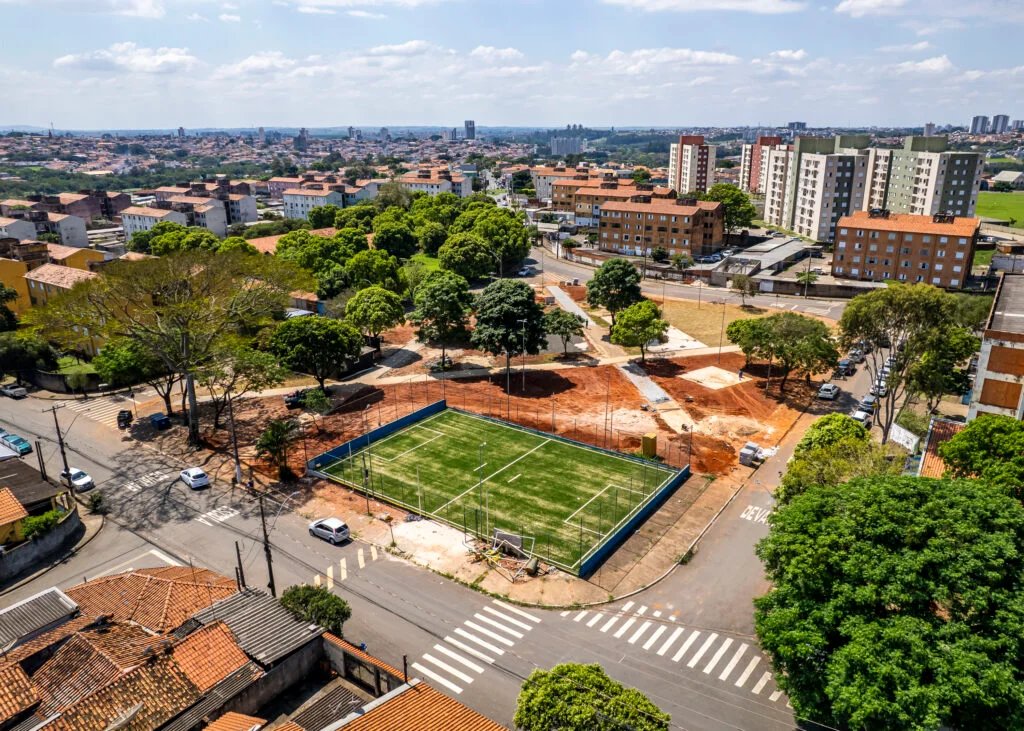 Prefeito Rafael Piovezan visita obras de nova área de lazer no Conjunto Roberto Romano 5 AREA DE LAZER DO ROMANO