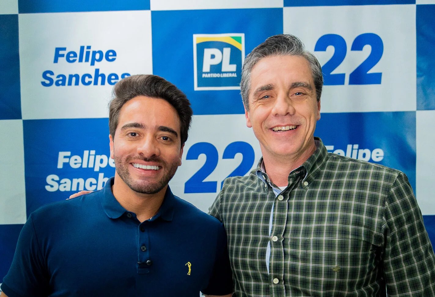 Prefeito Rafael Piovezan reforça apoio a Felipe Sanches na disputa por vaga na Câmara dos Deputados 5 IMG 1258.JPG e1788523363542