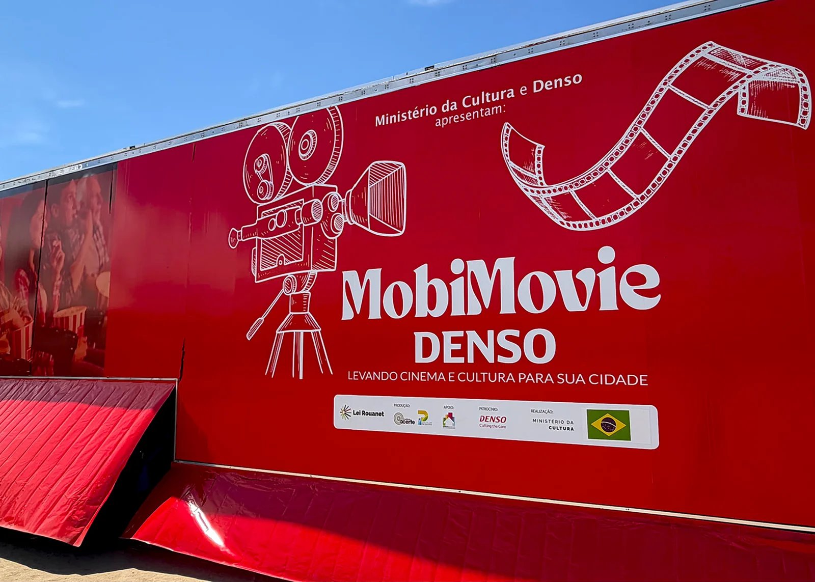 MOBIMOVIE DENSO 1