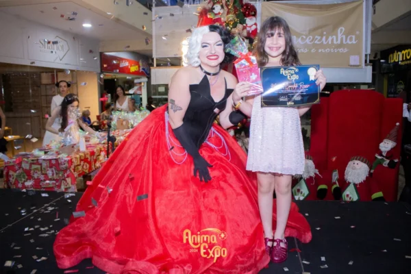 Marisol Comelato 8 anos vencedora do 1° lugar do concurso de desenho da categoria infanto juvenil da