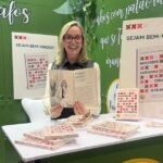 Regina Pocay participa de lançamento de livro que reúne histórias de 40 mulheres 11 Regina Pocay Bienal do Livro SP Divulgacao 1 e1789077170277