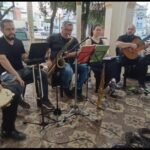 Seresteiros no coreto