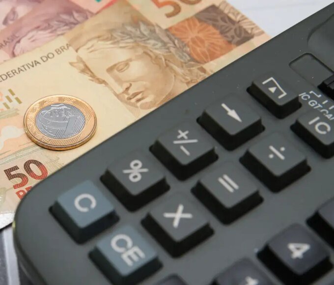 Governo prevê arrecadar R$ 636 bi com nova CBS em 2027 12 economia 1609210412 0