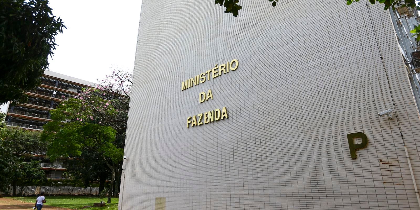 Governo reduz projeção do PIB para 2% em 2026 e 2,3% em 2027 5 fachada ministerio mcamgo abr 100420231818 28