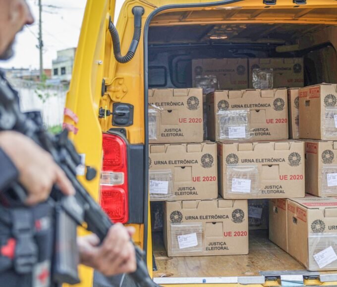 Justiça Eleitoral entra na reta final da preparação das urnas 14 0d4a1615