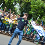 Lucas Pavanato recebe 15.505 votos em Santa Bárbara d’Oeste e supera 3 milhões de votos em São Paulo 10 CARREATA FLAVIO E TARCISIO 6 1