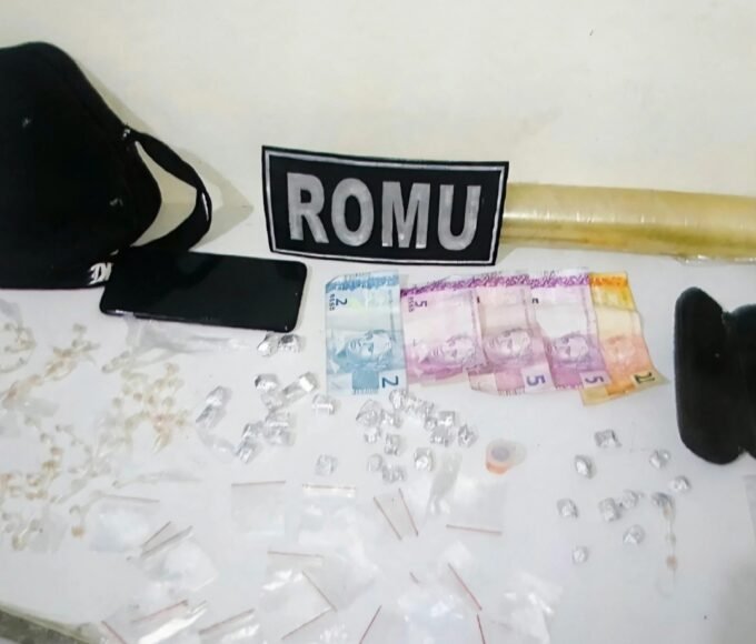 Guarda Civil prende dois homens por tráfico de drogas no Residencial Santo Antônio 14 OCORRENCIA TRAFICO 17 10