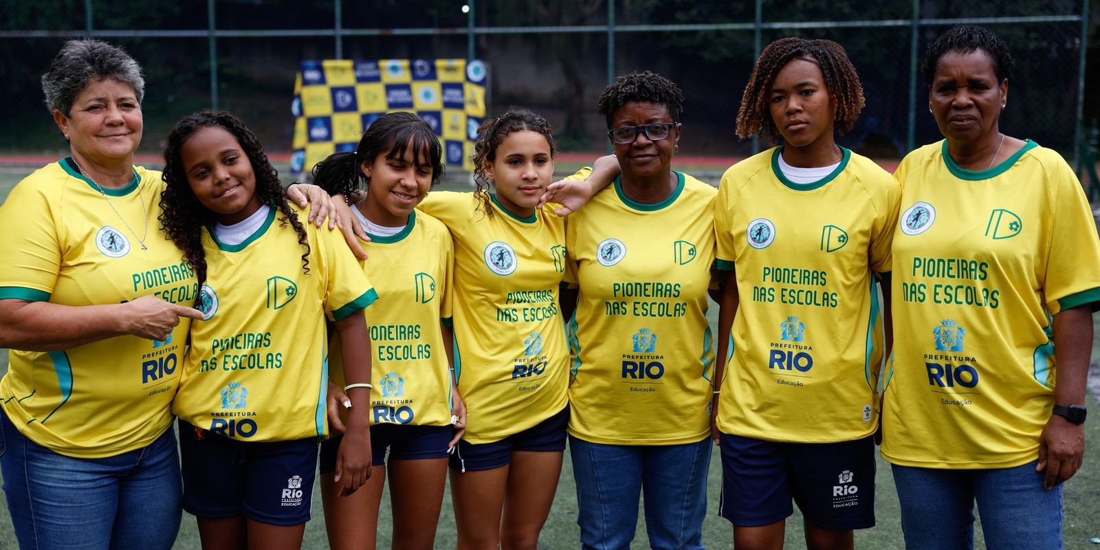 Ex-jogadoras da seleção brasileira levam projeto de incentivo a alunas da rede pública no Rio 5 d6a6416