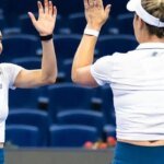 Luisa Stefani e parceira vencem campeãs olímpicas e avançam à semifinal em Pequim 10 dupla stefani vai a semi wta mil pequim 2026