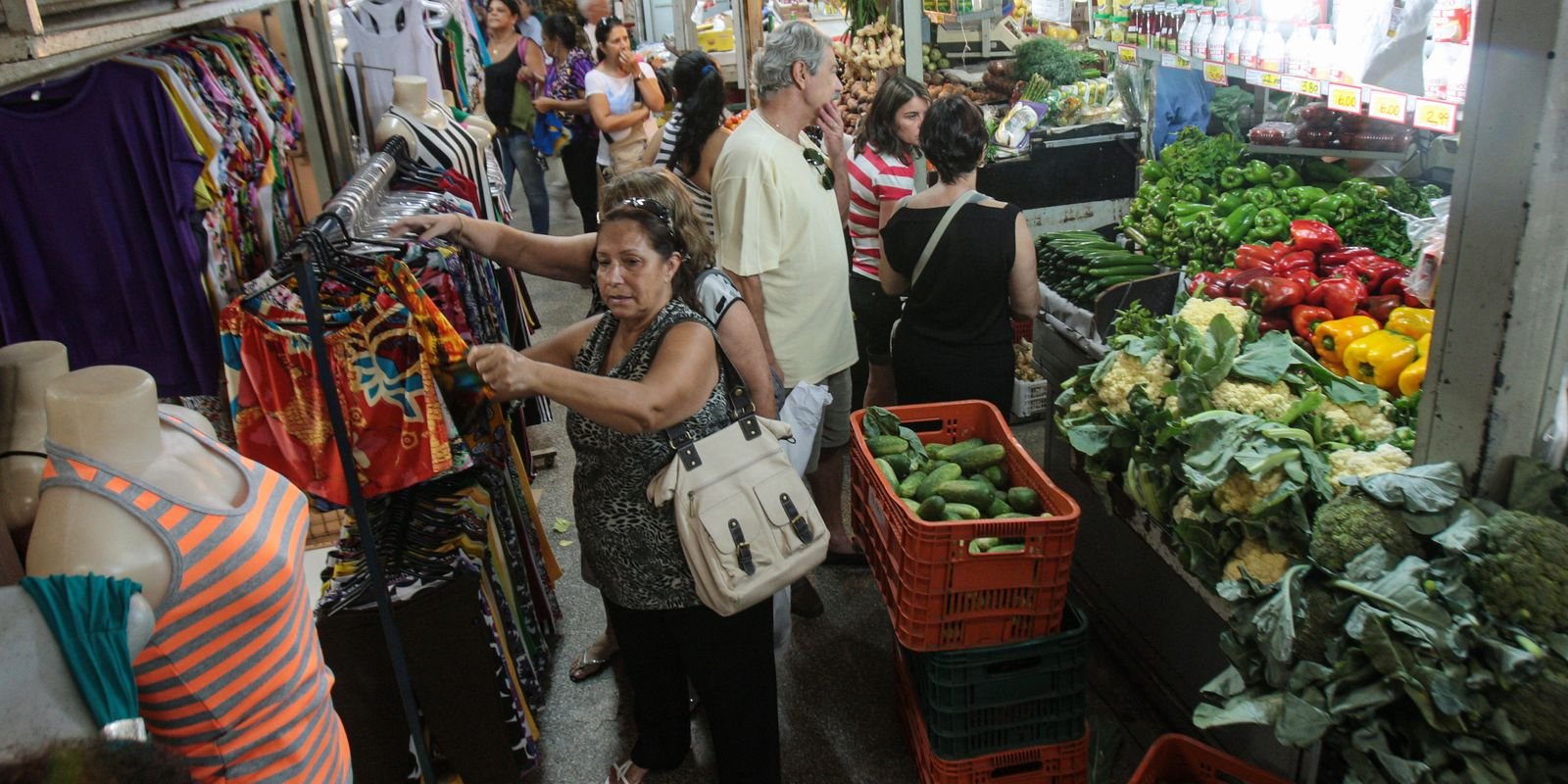 Cortes em auxílios sociais ameaçam provocar retração econômica em cidades do interior 5 inflacion8