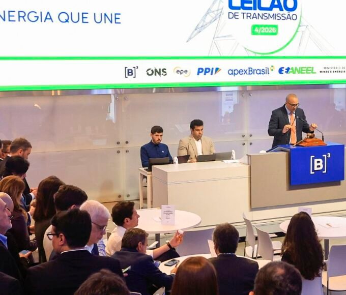 Leilão da Aneel define oito lotes de transmissão de energia após forte disputa 15 int2625