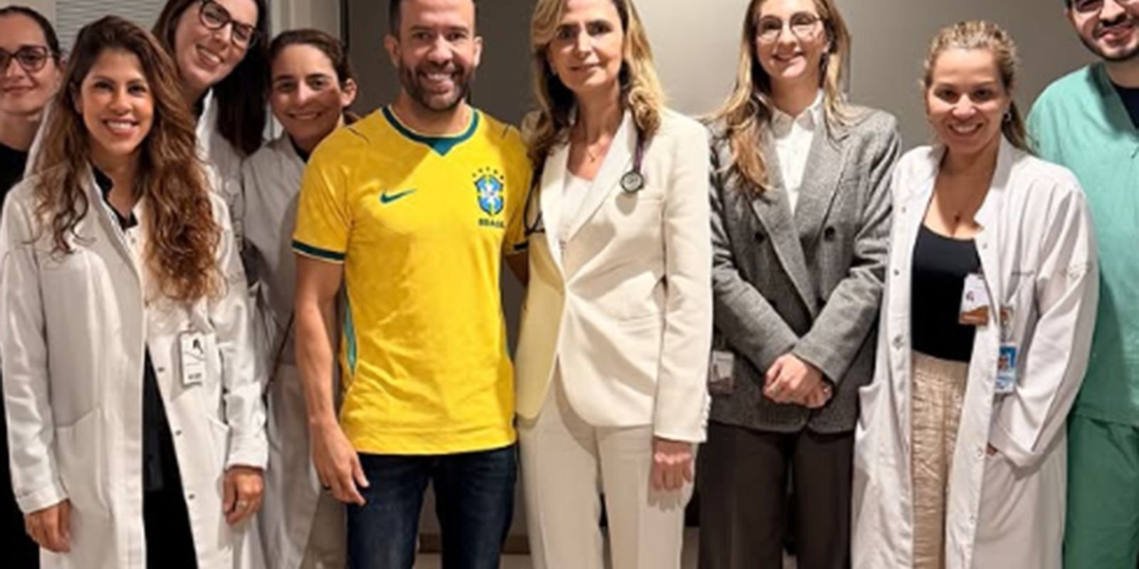 André Janones recebe alta hospitalar em São Paulo 5 janones